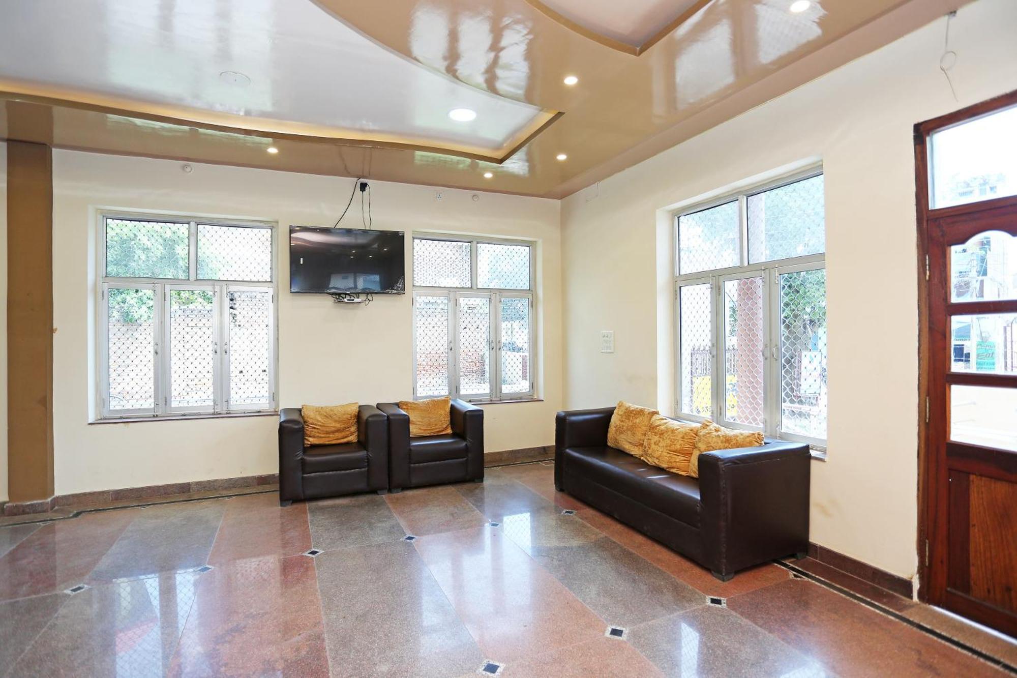 Collection O Sahani Guest House Rāmnagar Εξωτερικό φωτογραφία